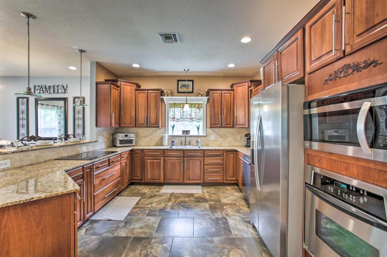 Waveland Family House, 4-Minute Drive To The Beach エクステリア 写真