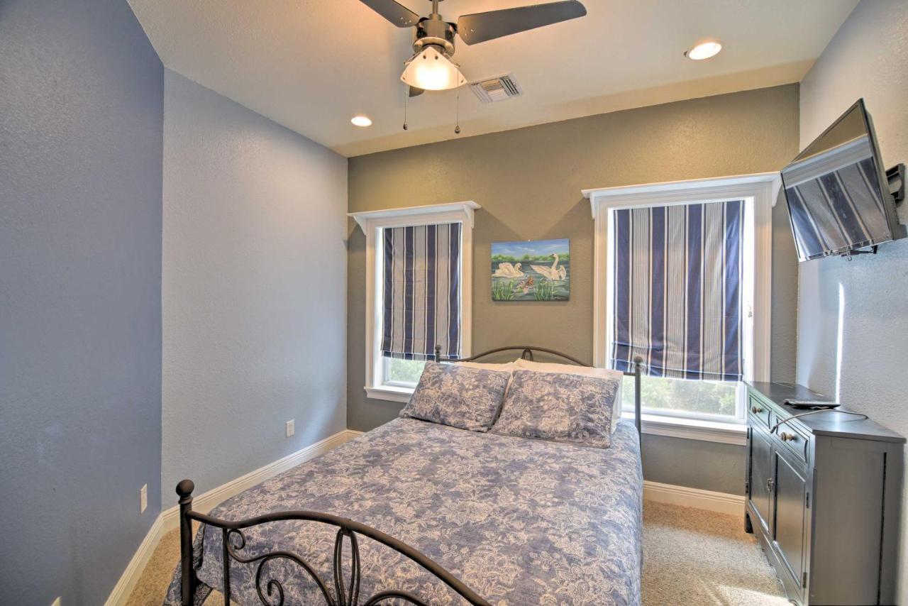 Waveland Family House, 4-Minute Drive To The Beach エクステリア 写真